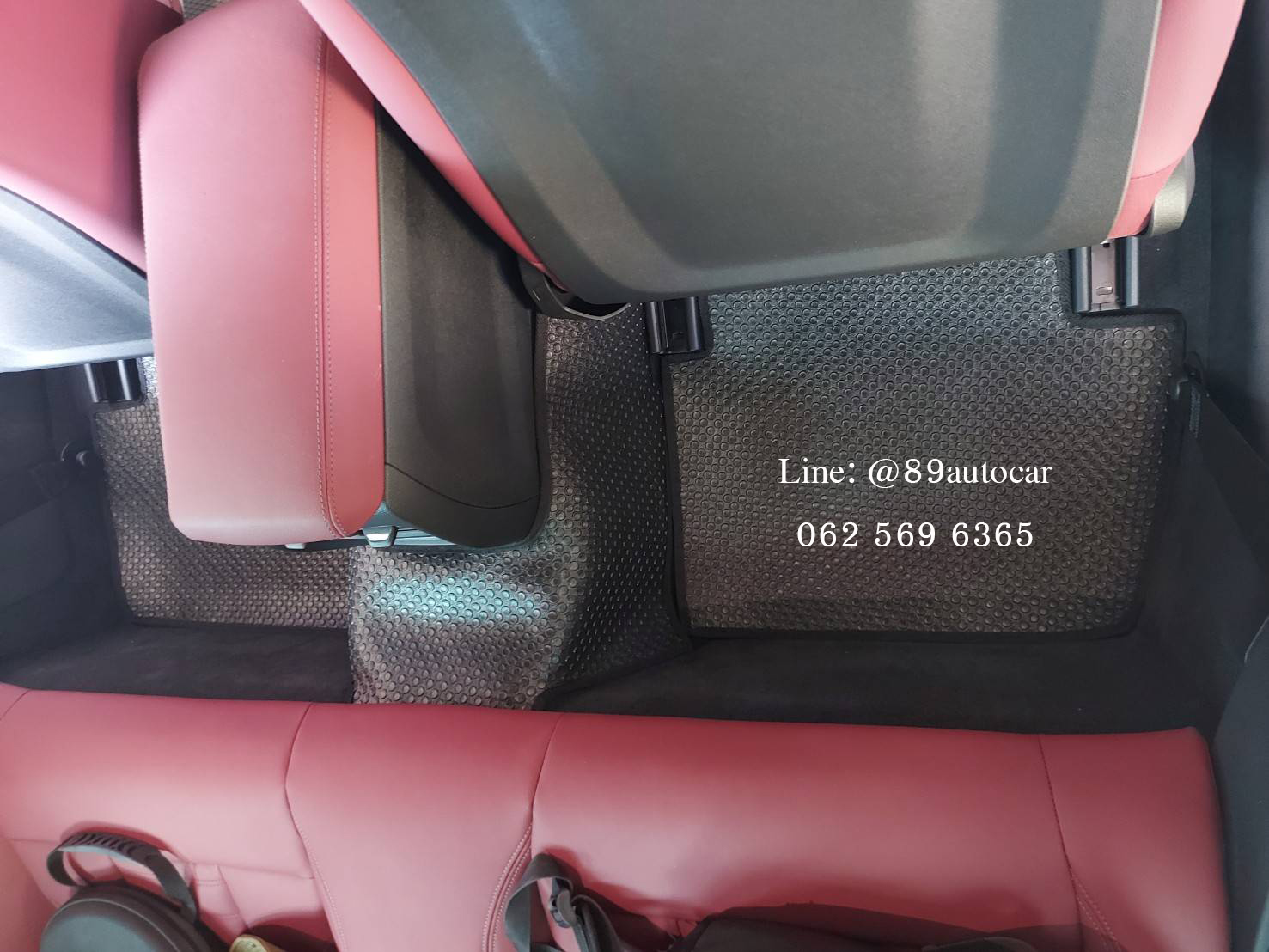 พรมกระดุม BMW430I ปี 2023 ปูพรมกระดุมเล็ก PVC สีดำขอบดำ + ท้าย