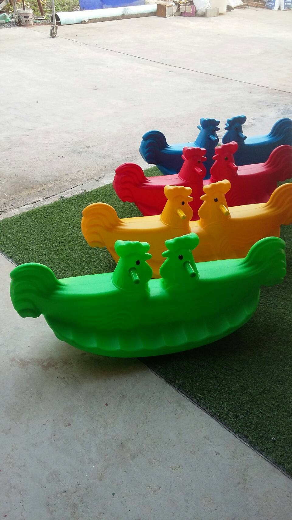 ไก่คู่โยกเยก