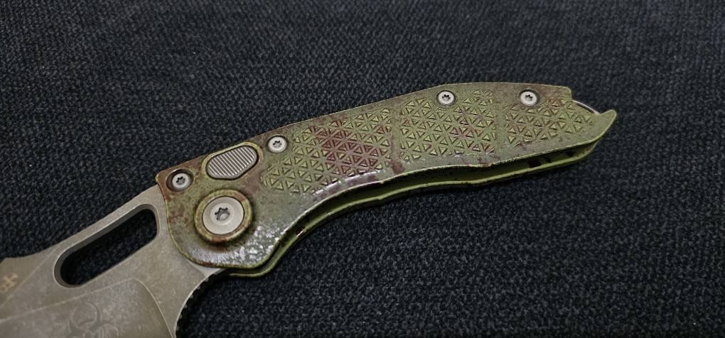 Microtech Borka Stitch Auto Full Serrated Outbreak 169-3OBS