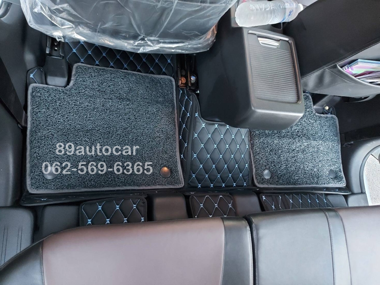 พรมปูพื้นรถยนต์ Mitsubishi Xpander ปูพรม7D สีดำด้ายฟ้า + ดักฝุ่นสีเทา เข้ารูป