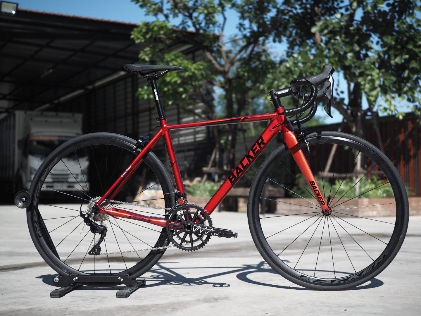 จักรยานเสือหมอบ Backer Over Pass เฟรมอลู เกียร์ Shimano 105 (Mix) New 2022‼️