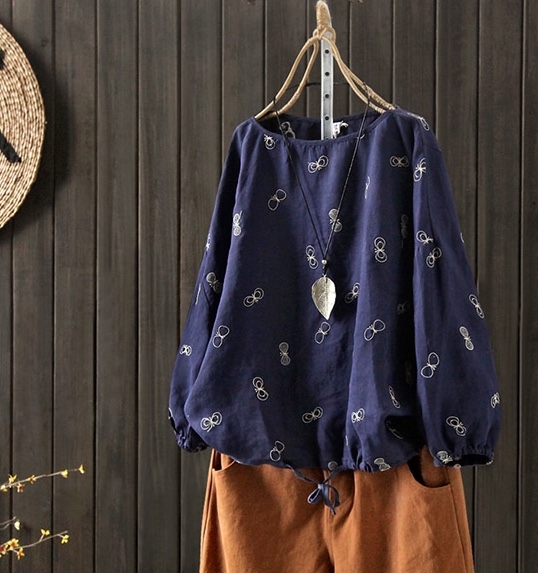เสื้อผ้าลินินปักลายผีเสื้อ
