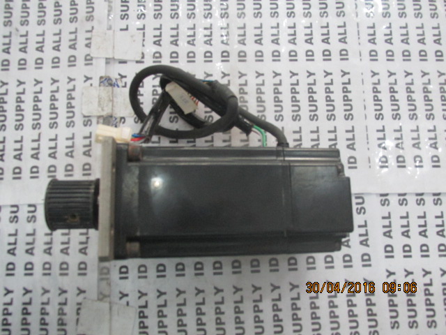 SGM-04A3S011 SERVO MOTOR " YASKAWA "