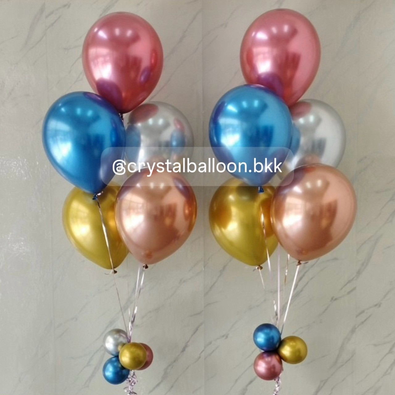 ลูกโป่ง แสดงความยินดี ช่อลูกโป่งสีโครเมี่ยม ช่อ 5 ลูก 2 ช่อ พร้อมตกแต่ง สามารถเปลี่ยนสีลูกโป่งได้