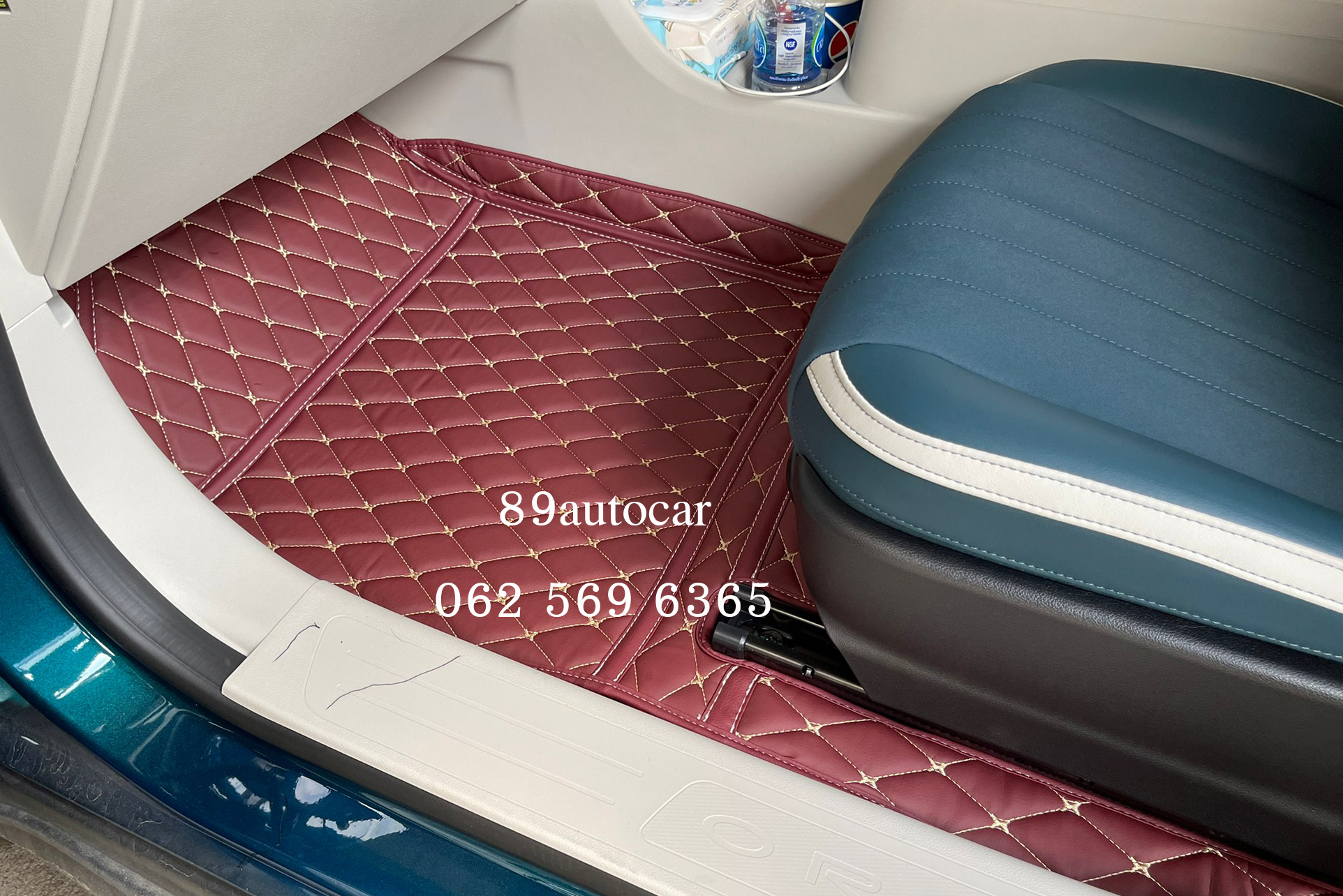 พรมปูพื้นรถยนต์ Ora Good Cat ปูพรม6D สีแดงเลือดหมู เข้ารูป