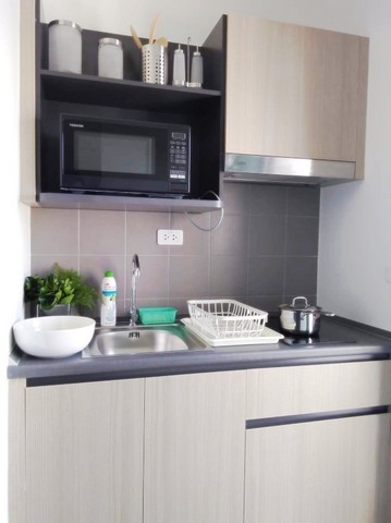 ให้เช่าคอนโด ไอดีโอ สุขุมวิท 115 ขนาด 27.5 ตร.ม.วิวสระ เฟอร์ครบ ติด BTS ปู่เจ้า