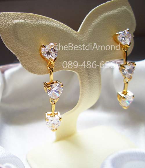BE609+++ต่างหู 3 hearts+++ต่างหูเพชรรูปหัวใจ เป็นต่างหูระย้า ใส่ออกงานสวยมากๆๆ แบบเรียบ หรู อยู่ได้นาน ไม่มีล้าสมัย