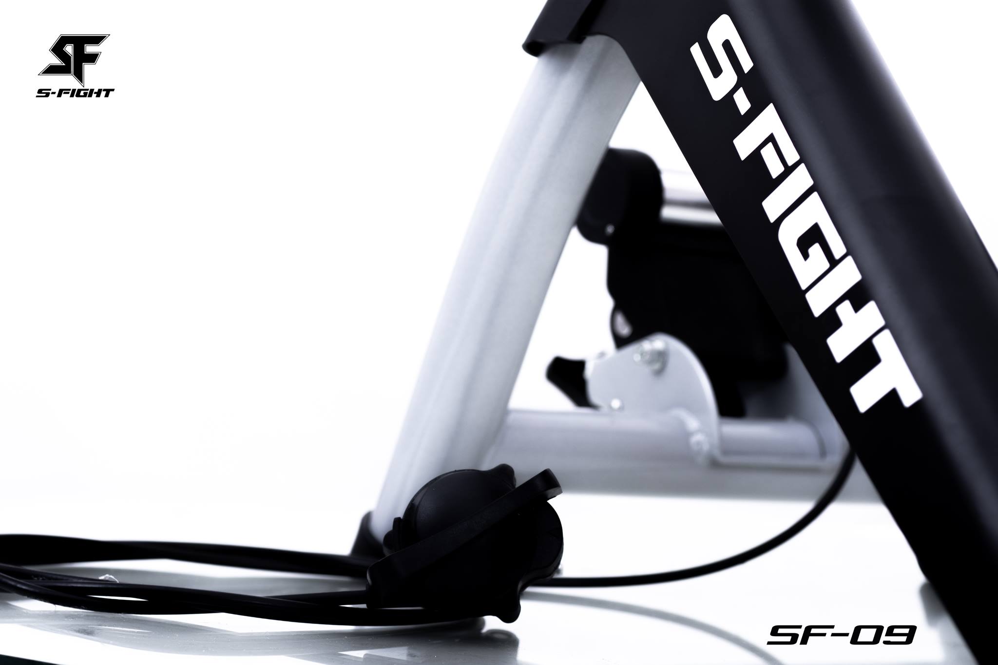 เทรนเนอร์ S-FIGHT INDOOR Cycling Magnetic Trainer, SF-09 รองรับจักรยานล้อ 24,26,27.5,29,700c