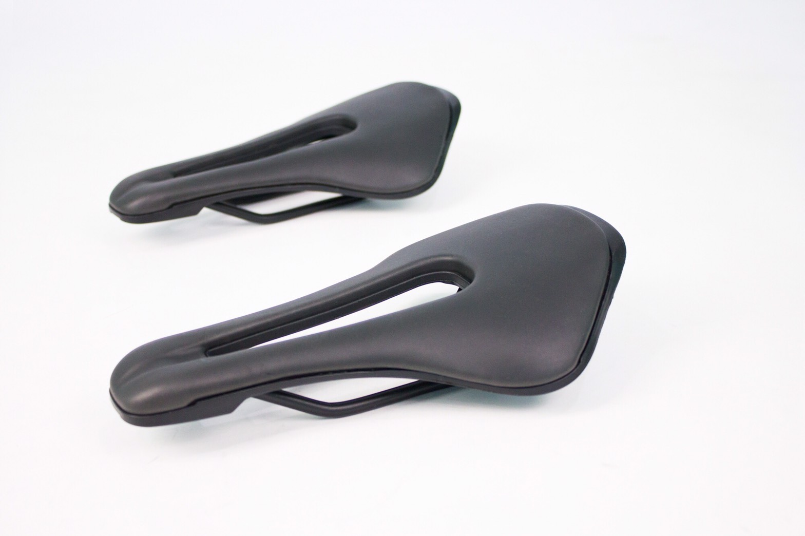 เบาะจักรยาน STROM SADDLE, VSIP150SD รางโครโม