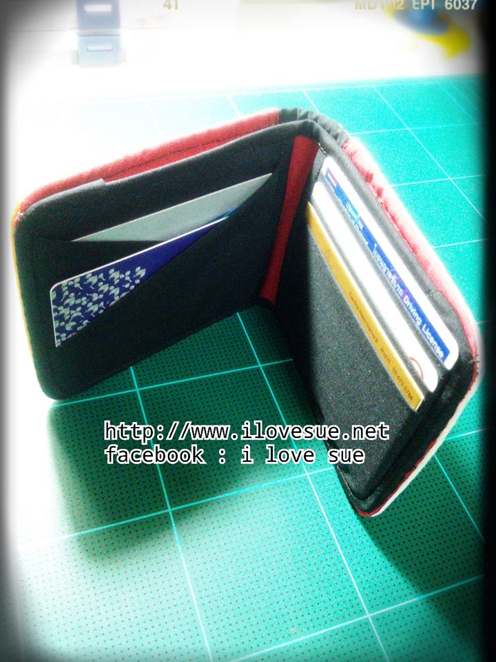 กระเป๋าใบสั้น - ลายนี้หมดนะคะ สั่งทำจะได้ลายอื่นค่ะ