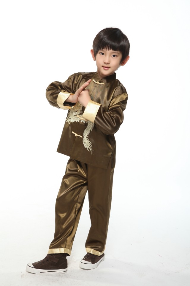 Pre-order ชุดจีนชายเด็ก เสื้อคอจีน ผ้าไหมจีน สีเขียว ปักลายมังกร