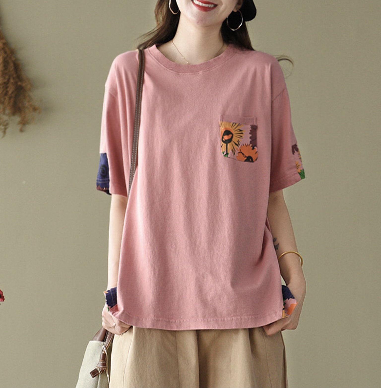 เสื้อยืดแต่งกระเป๋า