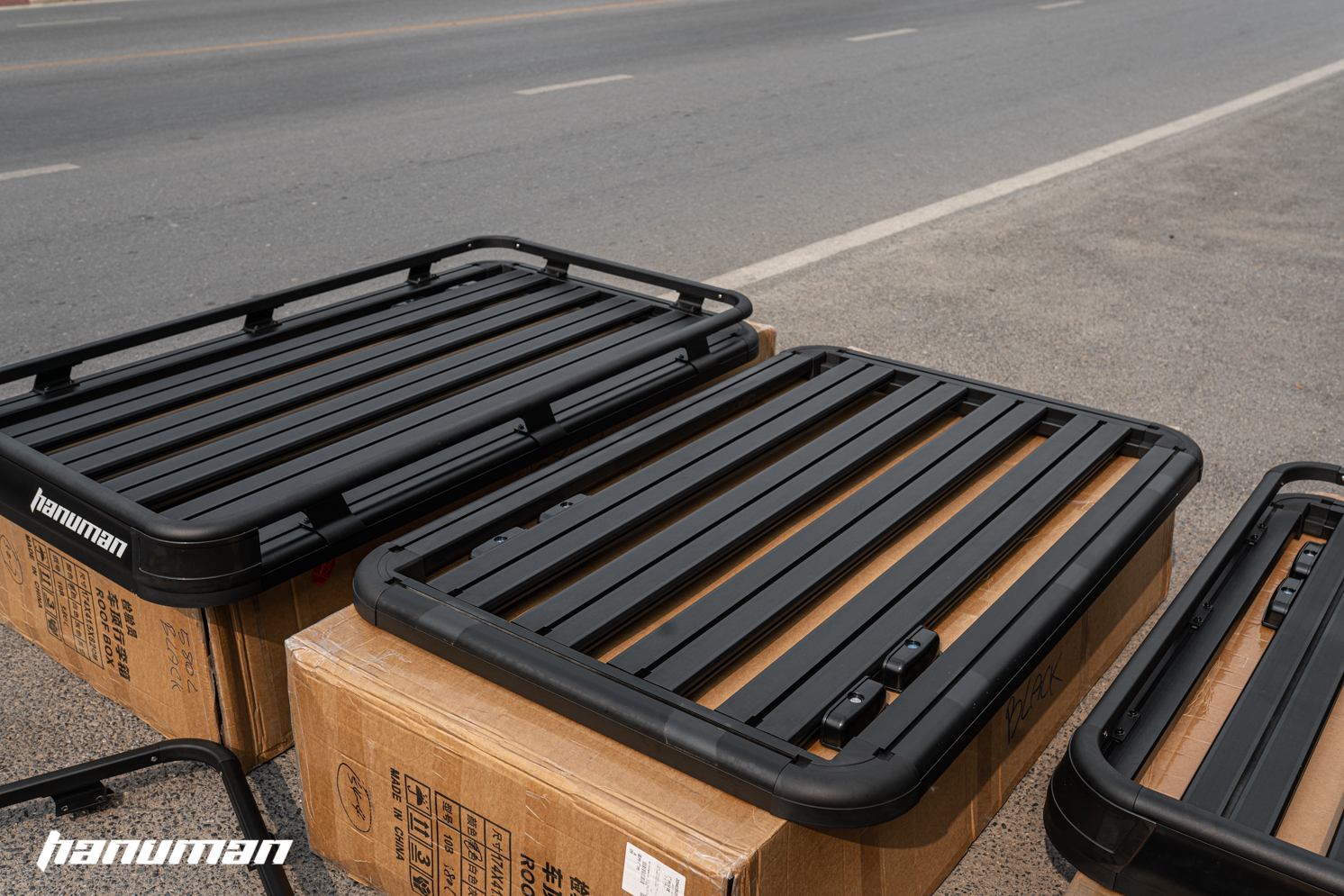 แร็คหลังคา 𝗛𝗔𝗡𝗨𝗠𝗔𝗡 𝗥𝗢𝗢𝗙 𝗧𝗥𝗔𝗬 (𝗕𝗔𝗦𝗞𝗘𝗧) วัสดุอลูมิเนียม มีไซส์ S, M, L ที่เก็บกระเป๋าเดิน