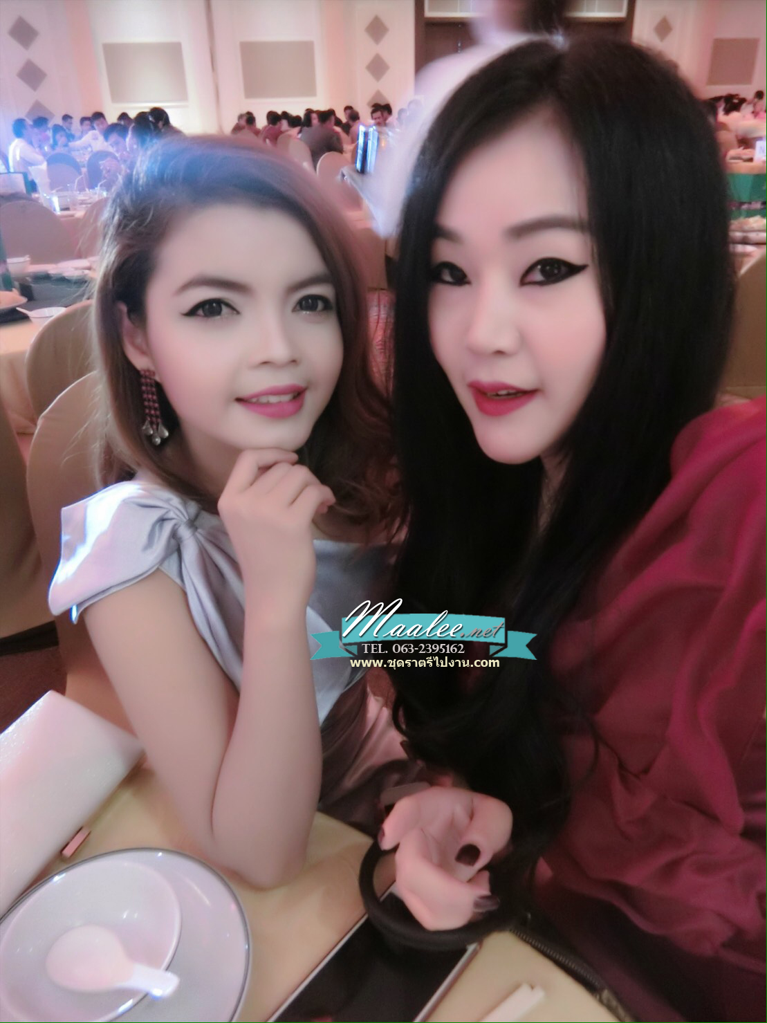 พร้อมเช่า ชุดราตรี สีเทา บ่าเฉียง ทรงเข้ารูป แต่งโบว์ที่ไหล่ (ซิปหลัง)