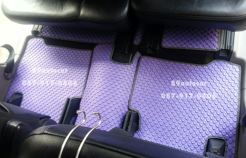 ผ้ายางปูพื้นรถยนต์เข้ารูป Mitsubishi Spacwagon ลายกระดุมสีม่วงขอบดำ