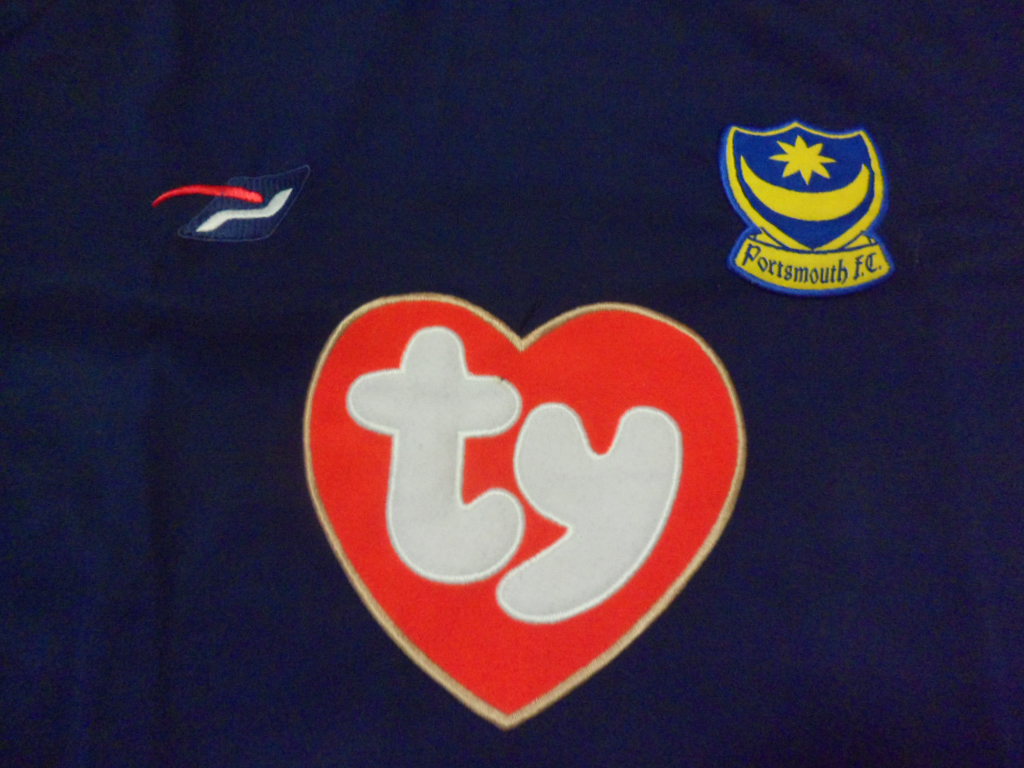 เสื้อฟุตบอล ทีมสโมสรพอร์ทสมัธ ชุดเยือน 2003/04 S-Size / PORTSMOUTH Football Shirt Away Kit 2003/04 Jersey S-Size