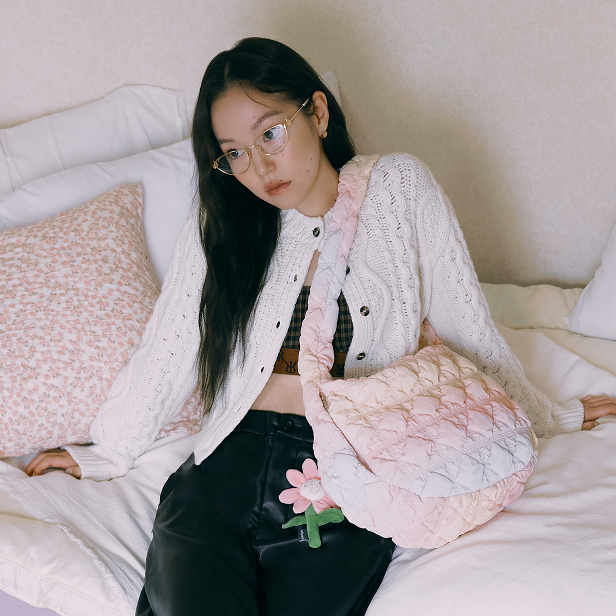 PRE. กระเป๋า #Carlyn Bag รุ่น Soft Cotton Candy L (ของแท้ 100%) - รอนำเข้า 14-25 วัน -