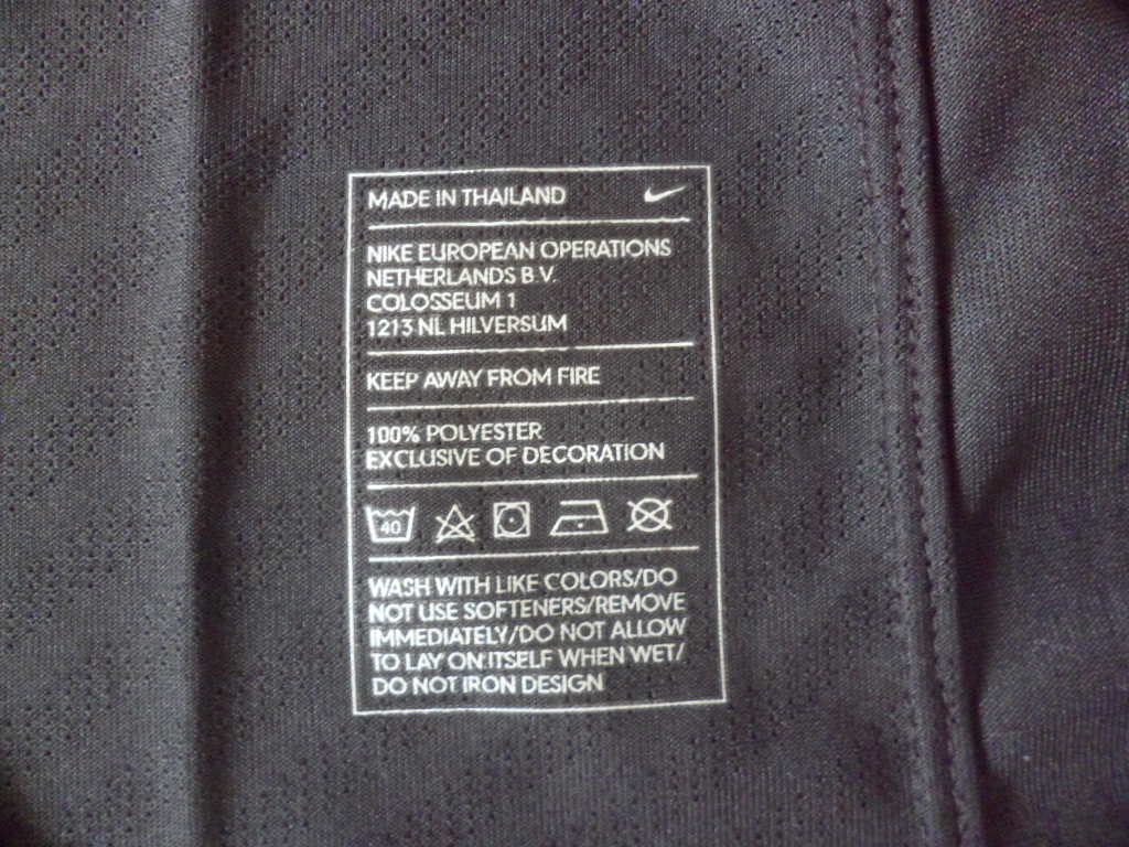 เสื้อฟุตบอล ทีมสโมสรแมนเชสเตอร์ ยูไนเต็ด Player EPL/UCL Version ชุดเยือน แขนยาว 2010/11 ใหม่ L-Size / MANCHESTER UNITED Football Shirt Player EPL/UCL Version Long Sleeve Away Kit 2010/11 Jersey NEW L-Size