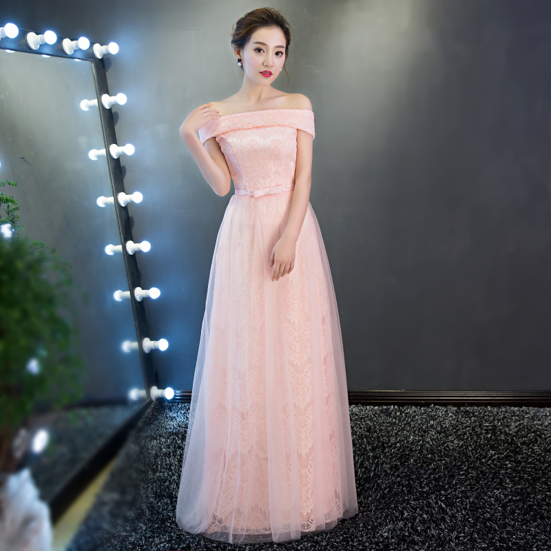 พร้อมเช่า ชุดราตรียาว สำหรับสาวไซส์ใหญ่ แบบปาดไหล่ สีชมพู ลูกไม้หรูใส่ออกงานกลางคืน งานพรอม กระโปรงตาข่าย 2XL- 6XL (เชือกผูกหลัง)