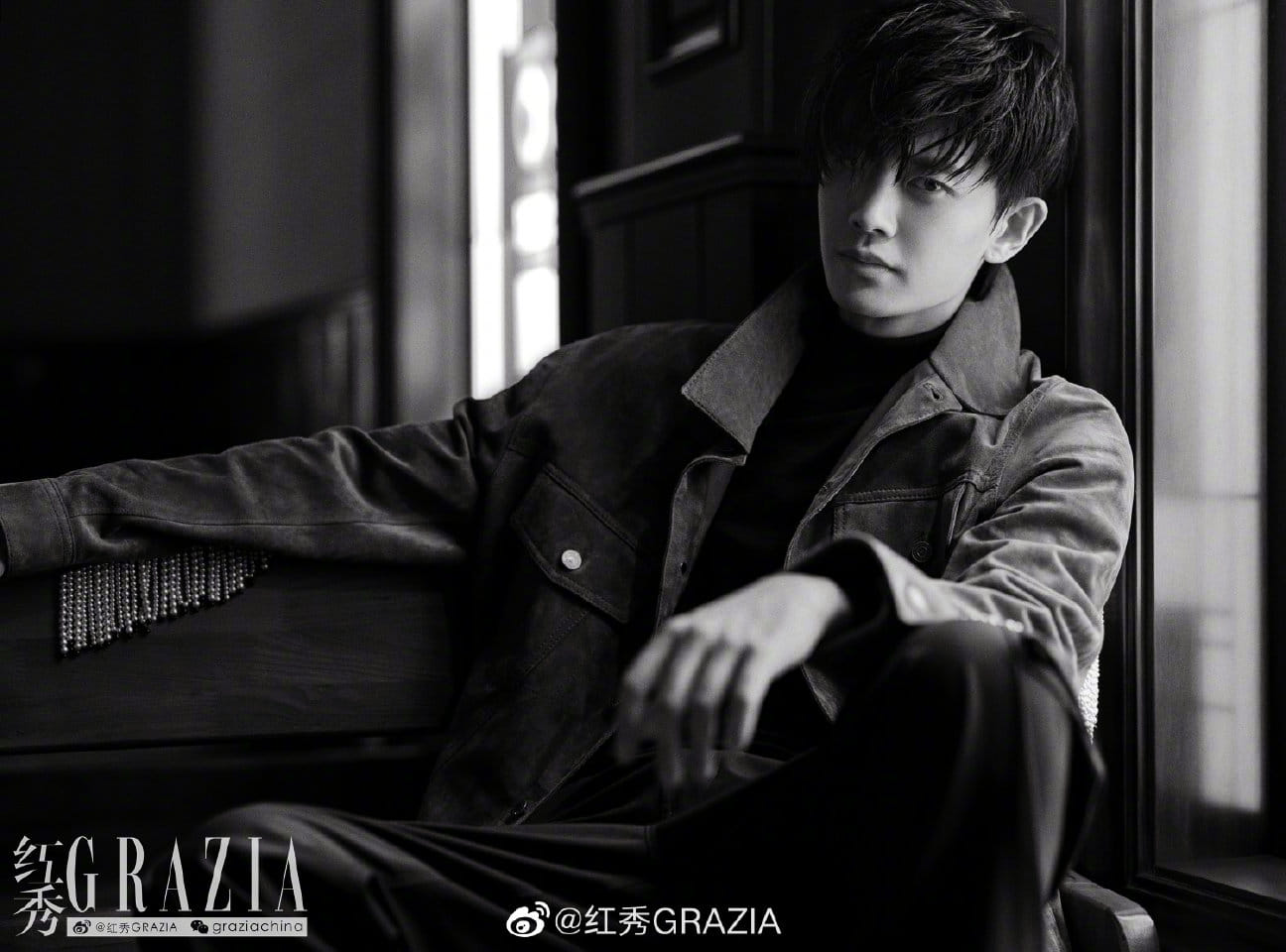 นิตยสาร Grazia Vol.595 เหรินเจียหลุน +โปสเตอร์พร้อมกระบอก