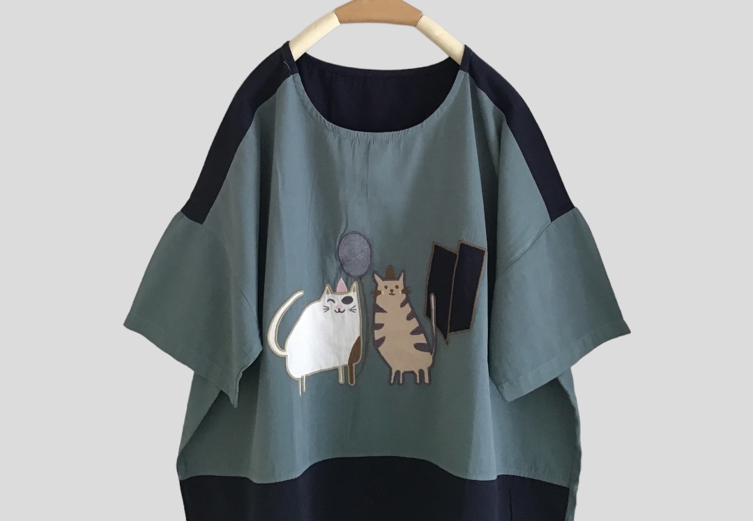 เสื้อผ้าฝ้ายต่อลายปักลายแมว