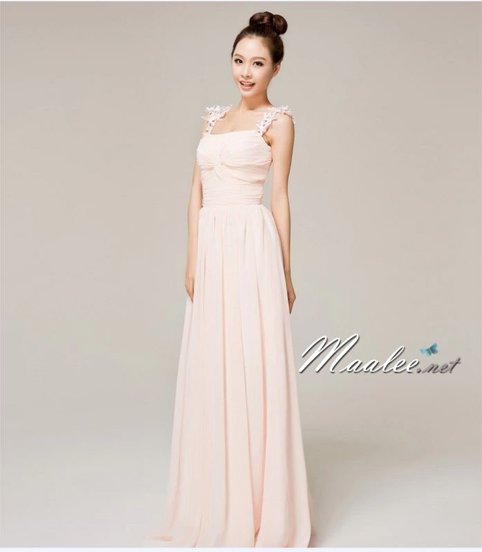 พร้อมส่ง ชุดราตรียาว สีครีม จับเดรปอกรูปหัวใจ ไหล่แต่งดอกไม้ 3 มิติสวยหวาน