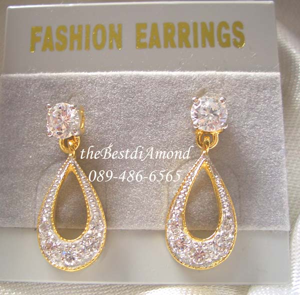 หมดค่ะ +++BE426+++ต่างหูระย้ารูปหยดน้ำ+++ เป็นแบบห้อยตุ้งติ้ง สวยน่ารักมาก งานเหมือนจริงเลยค่ะส่วนตุ้งติ้งทำเป็นรูปหยดน้ำ ฝังแบบจิกไข่ปลา งานระยิบระยั