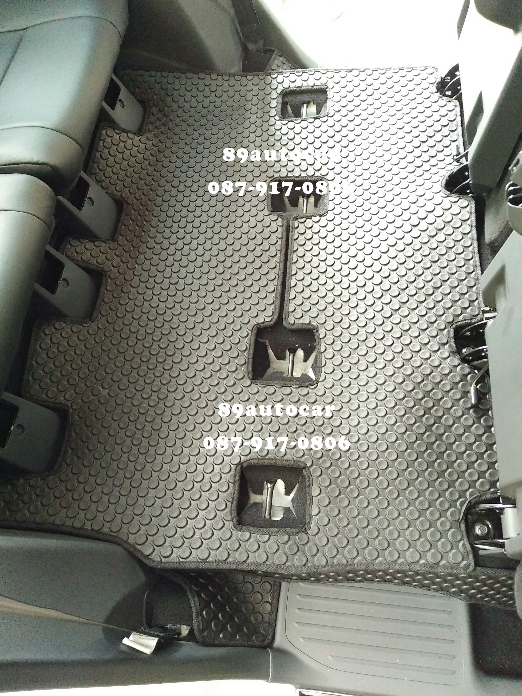 ผ้ายางปูพื้นรถยนต์ Toyota Avanza 2016 กระดุมสีดำขอบดำ