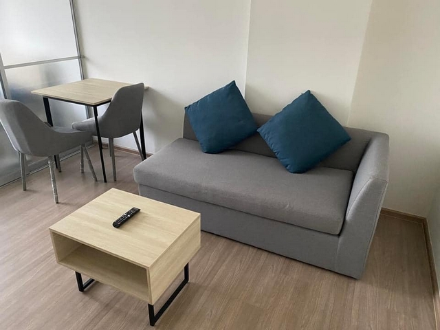 ให้เช่าคอนโดพาร์ค รามอินทรา ชั้น 8 ขนาด 29 ตร.ม.วิวสระ เฟอร์ครบ ใกล้รถไฟฟ้า