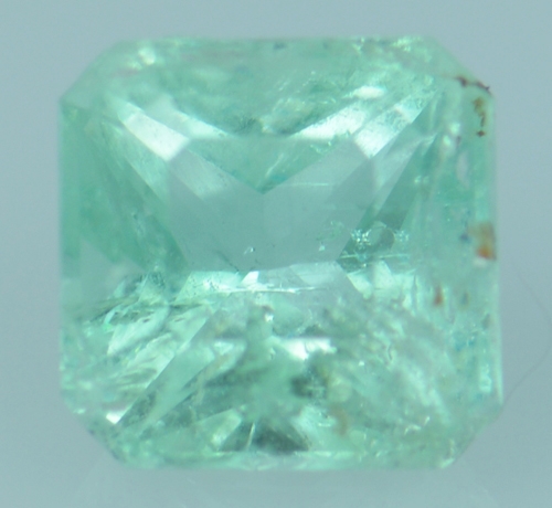 พลอยมรกตดิบ (Emerald) 1.05 กะรัต No oil