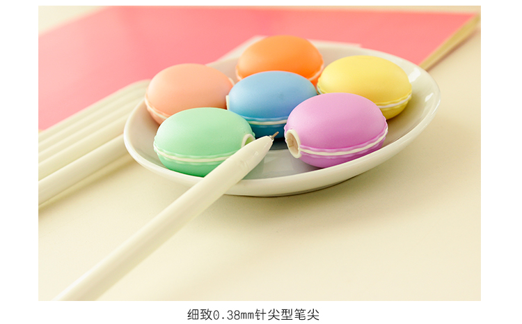 ปากกามาการอง