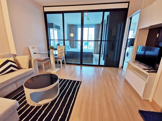 ให้เช่าคอนโด ไลฟ์ แอท ลาดพร้าว 18 ห้อง 40 ตร.ม.เฟอร์ครบ มีเครื่องซักผ้า ใกล้ MRT ลาดพร้าว