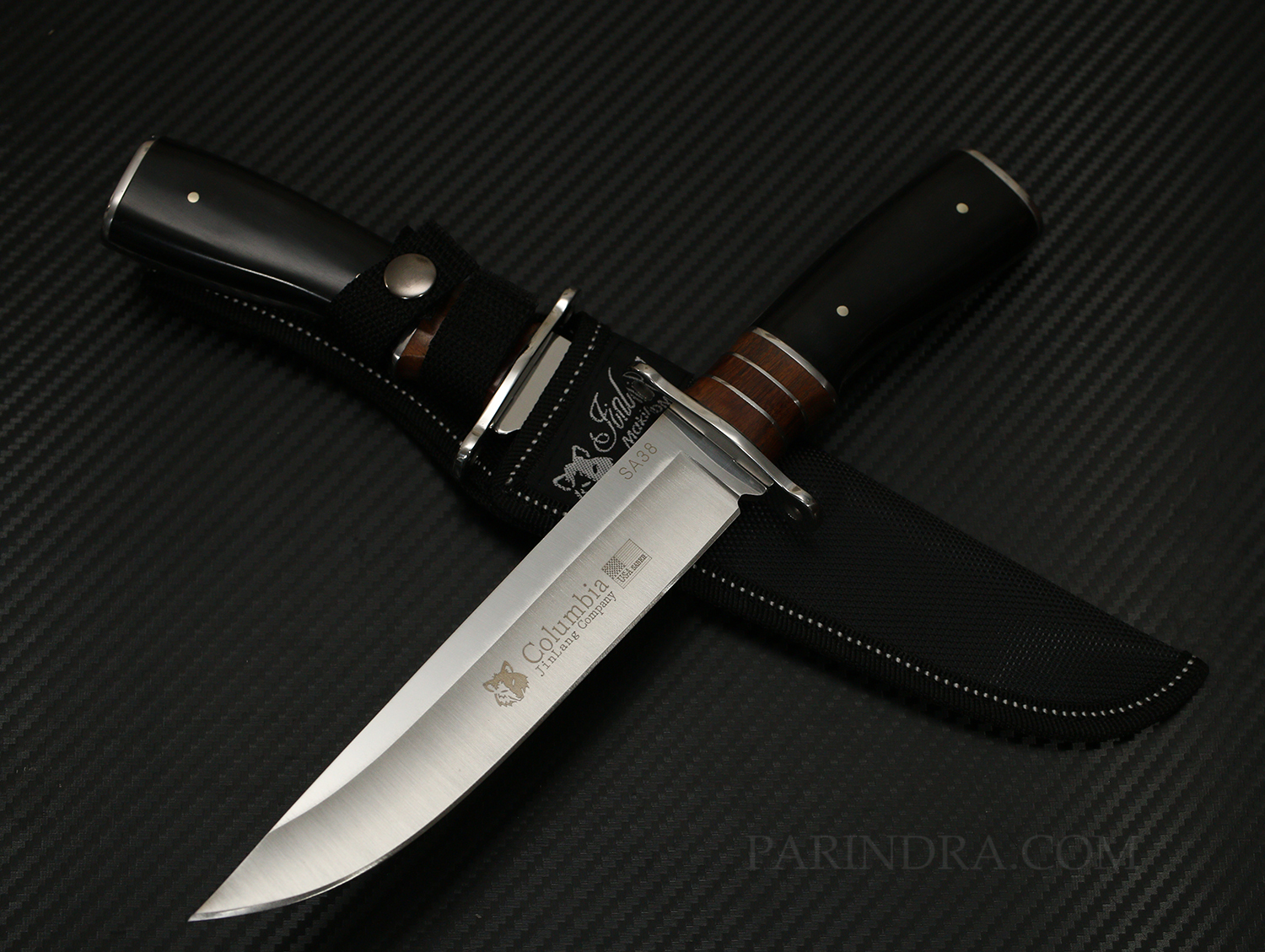 มีดเดินป่า COLUMBIA รุ่น SA38 ด้ามไม้สีดำ ทรงใบมีดสวย