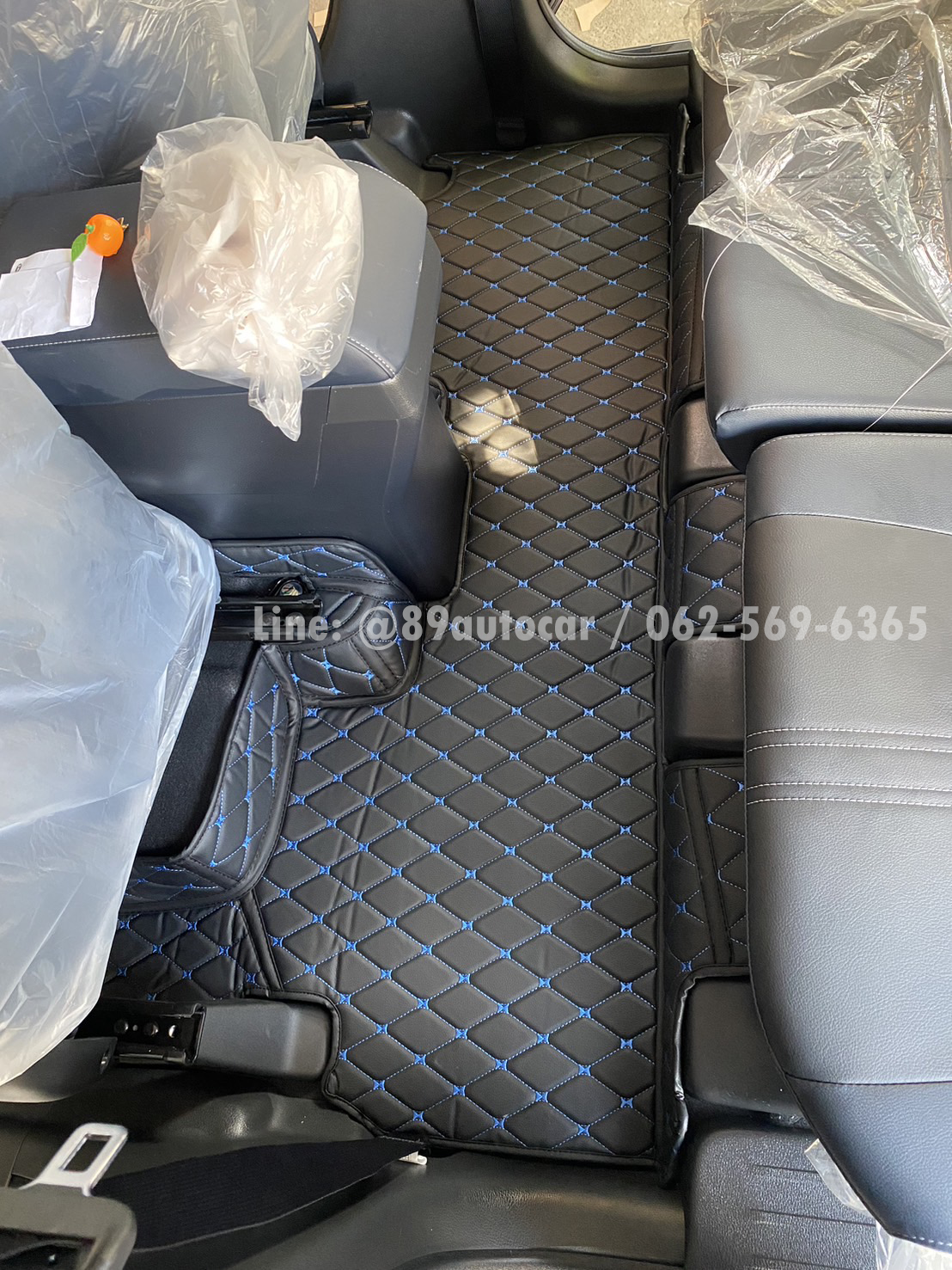 พรมรถยนต์ Mitsubishi Xpander HEV 2024 ปูพรม6D สีดำด้ายน้ำเงิน เต็มคัน