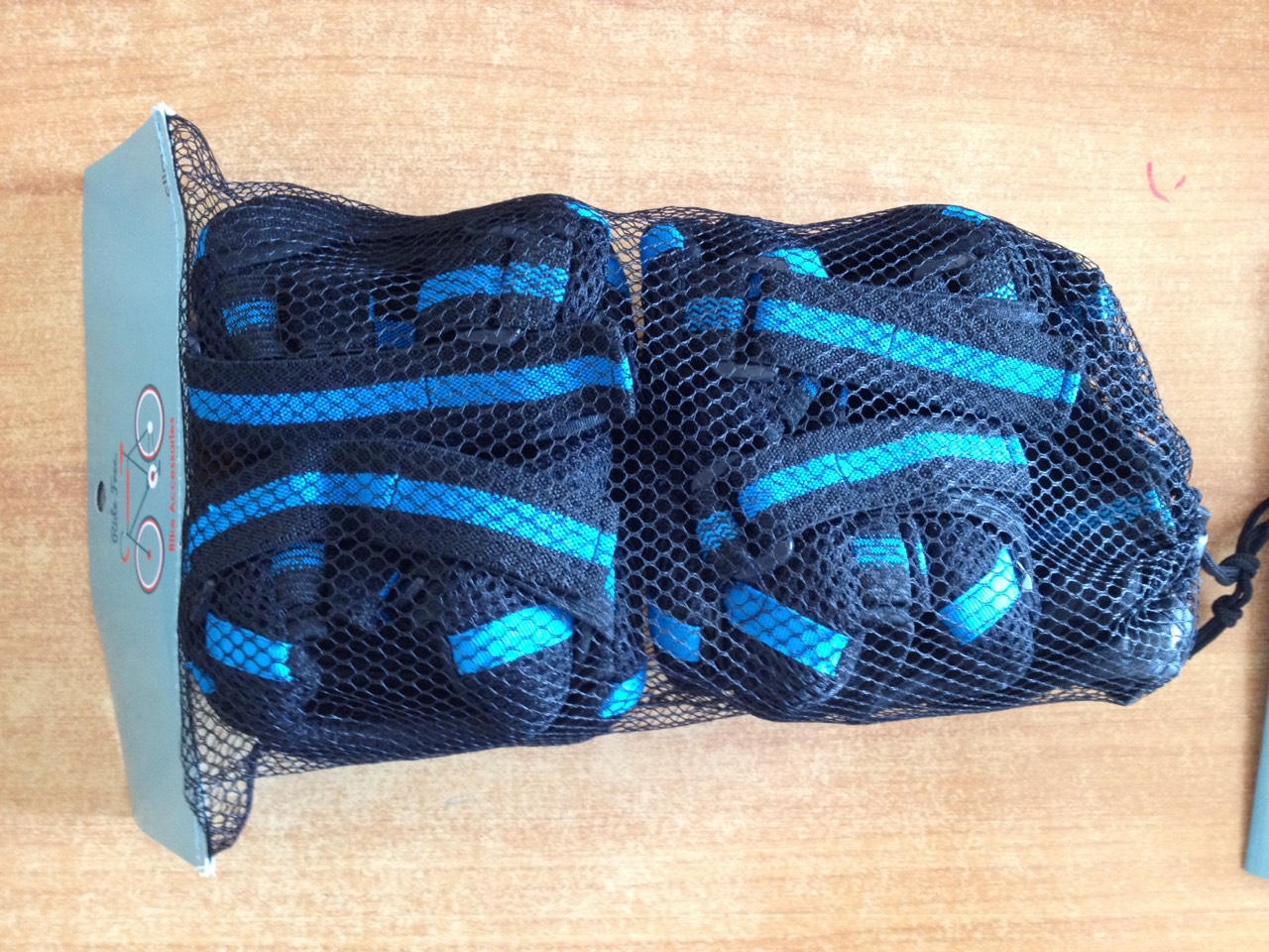 SPORT PROTECTION สนับเข่าและข้อศอก (สีดำ, ดำ/แดง และดำ/ฟ้า) SIZE M