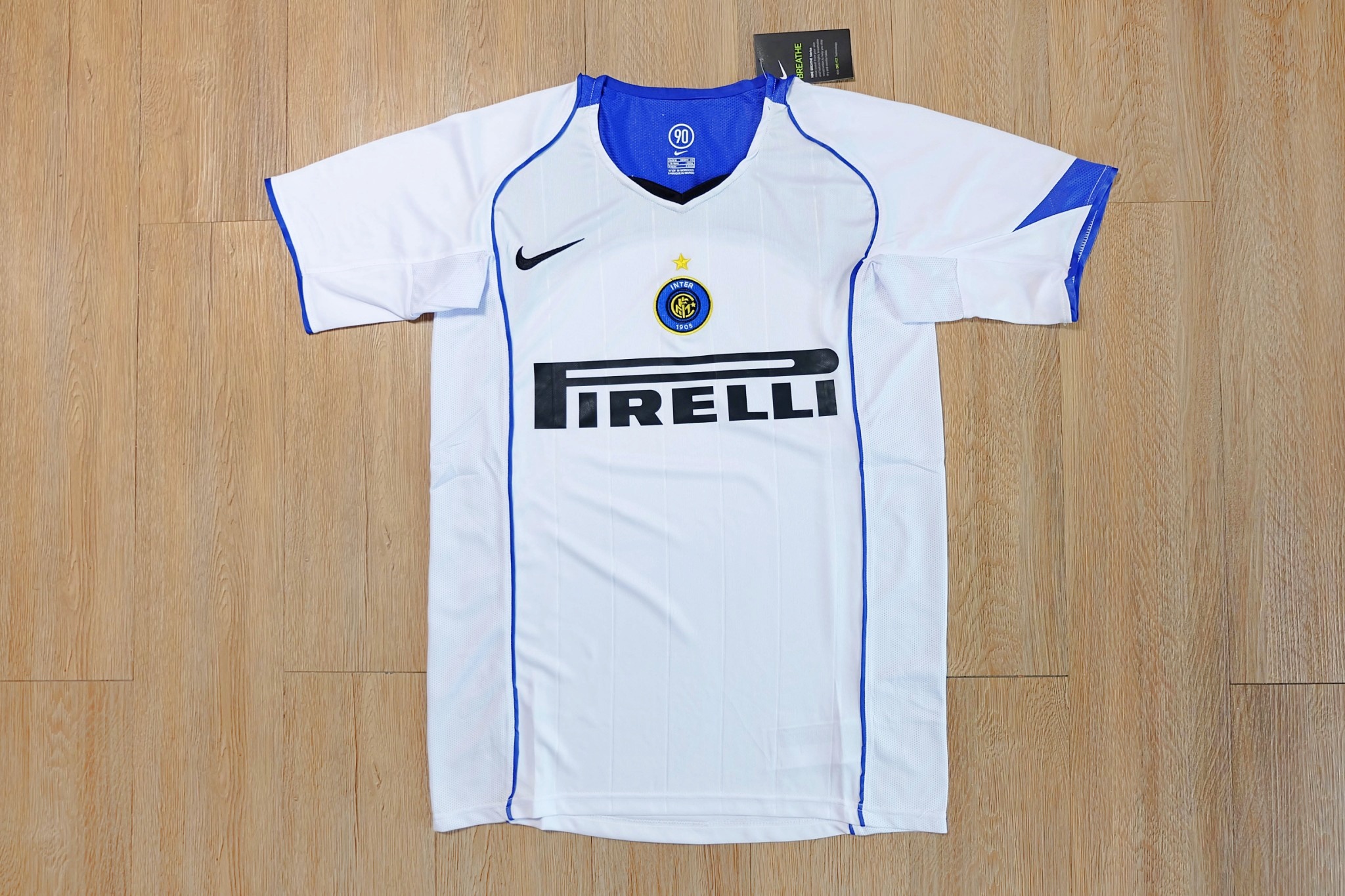 Inter Milan 2004/05 Away Vintage Jersey เสื้อฟุตบอลอินเตอร์มิลาน