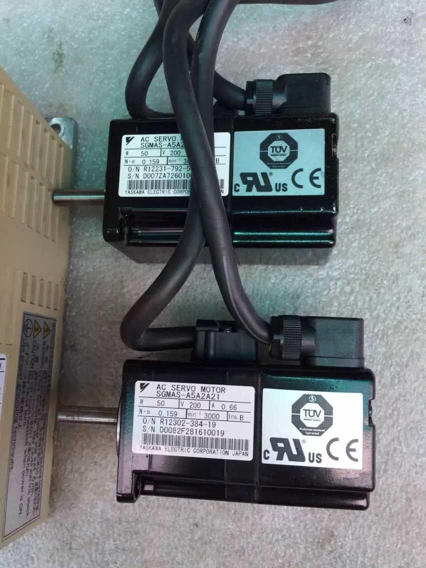 SERVO MOTOR " YASKAWA " รุ่น SGMAS-A5A2A21