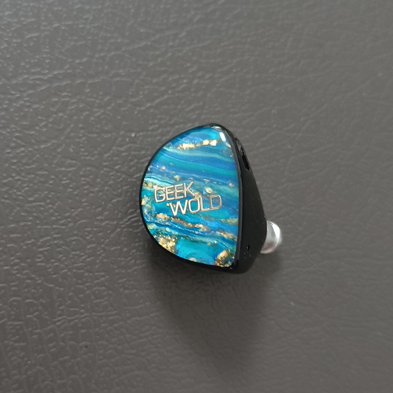 Geek Wold GK100 หูฟัง Hybrid 9 ไดรเวอร์ 2BA+3DD+4PZT พร้อมสาย Hakugei ประกันศูนย์ไทย