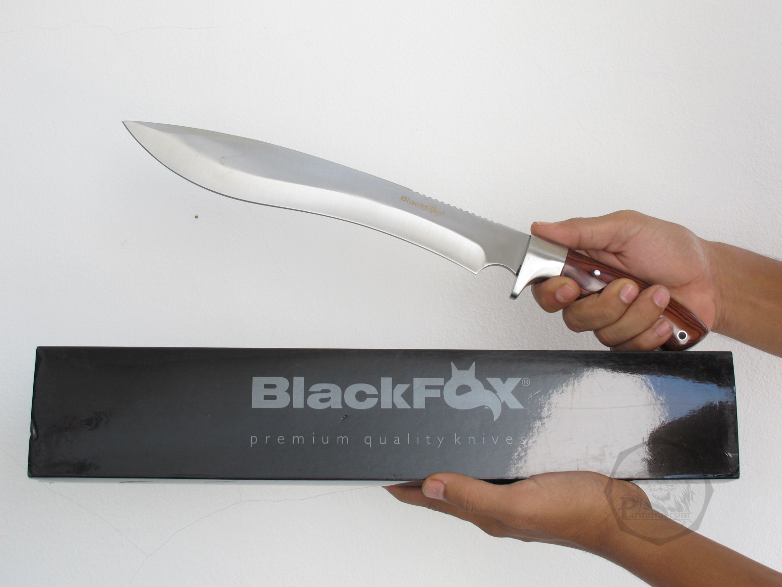 มีดใบตาย Blackfox Black FOX ขนาด 17 นิ้ว มีดเดินป่าทรงกรูข่า Kukri