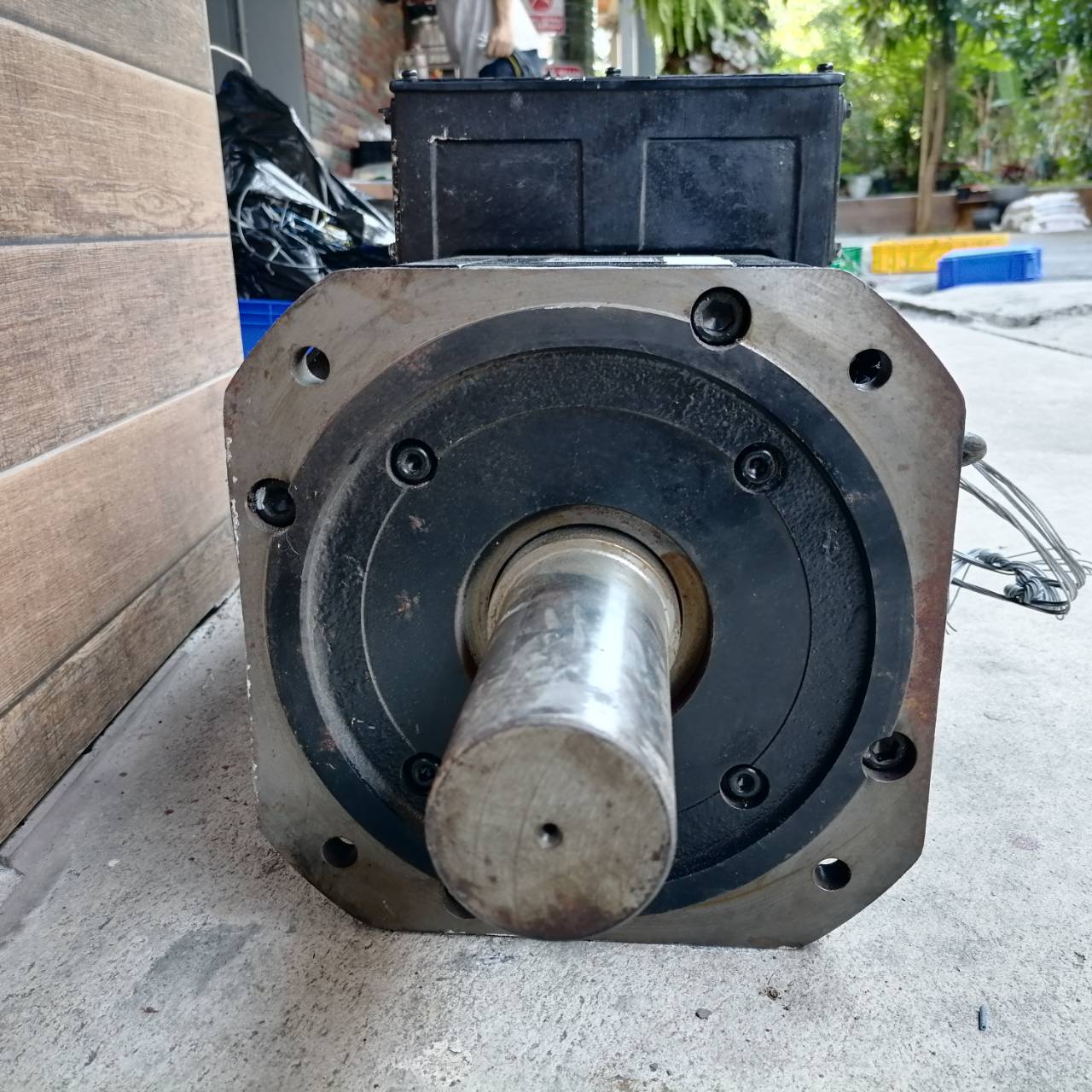 SGMB-3ZA2A SERVO MOTOR “ YASKAWA ”