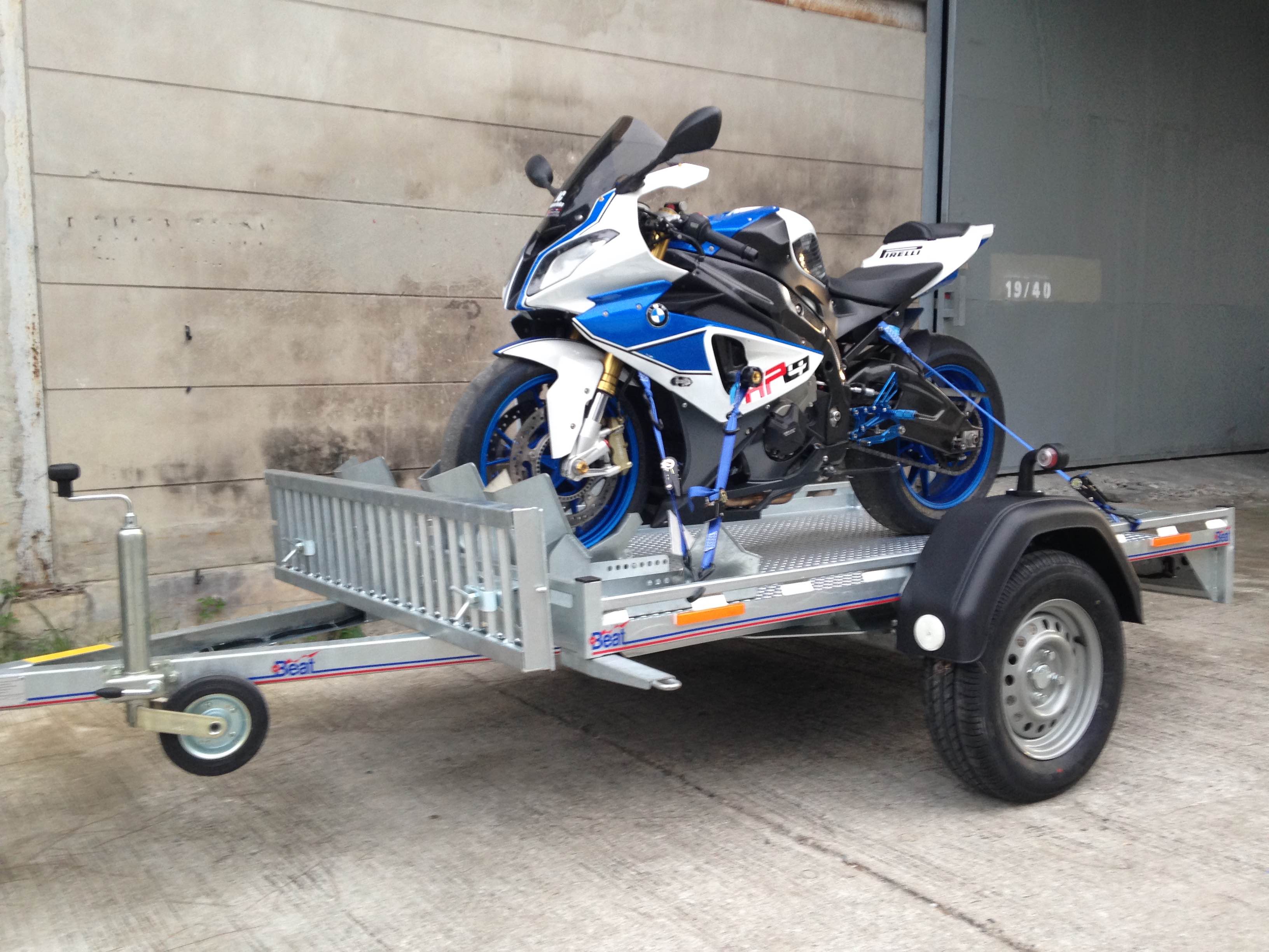 รถพ่วง อัพบีท UPBEAT Dirt Bike JR. BIKE rail motorcycle trailer, 2 BIKES