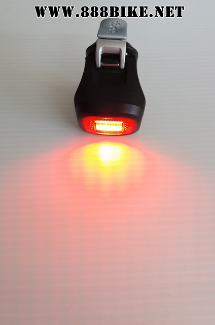 KNOG ไฟท้ายไบเดอร์มินิชิพปี้ MINI CHIPPY, หลอดเหลี่ยม