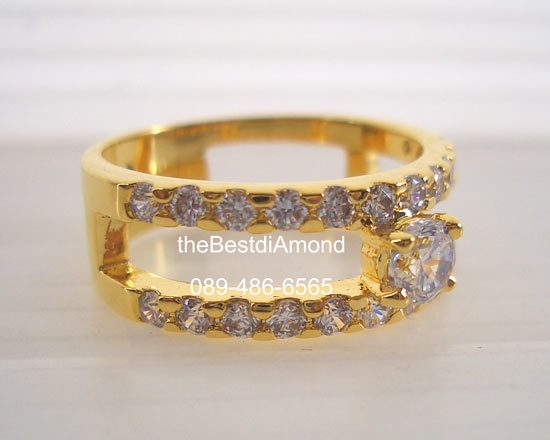 BR524+++แหวน 2 line+++แหวนเก๋ๆ ดูดี ใส่ได้ทุกวัน น่ารักมากๆๆ กำลังเป็นที่นิยมเลยค่ะ เหมือนใส่แหวน 2 วงทำเก๋ ด้วยการวางเพชรตรงกลาง ขนาดกำลังดี