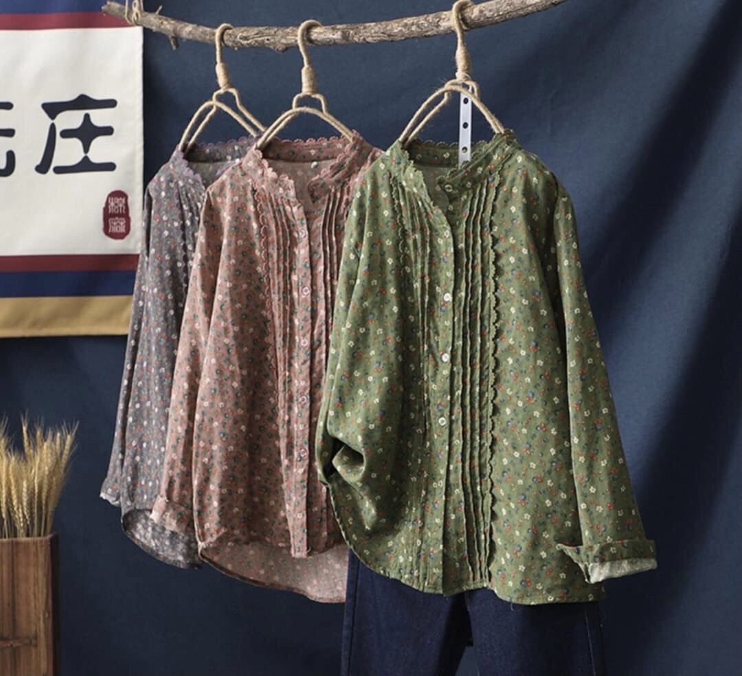 เสื้อผ้าฝ้ายลายดอกไม้แต่งลูกไม้