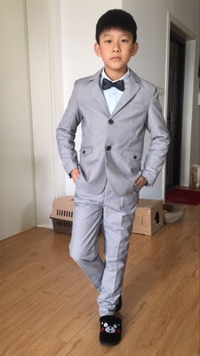 Pre-order ชุดสูทเด็กชาย สีเทาอ่อน เข้ารูปน่ารัก