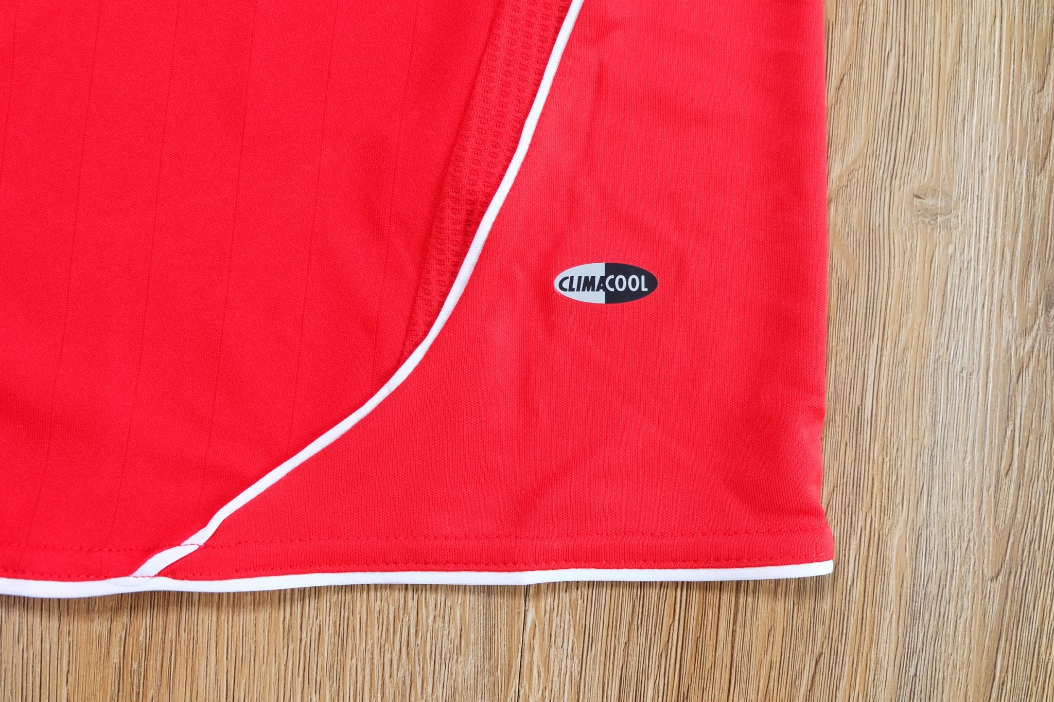 Liverpool 2006/07 Home Jersey เสื้อบอลย้อนยุค เสื้อลิเวอร์พูลย้อนยุค Carlsberg