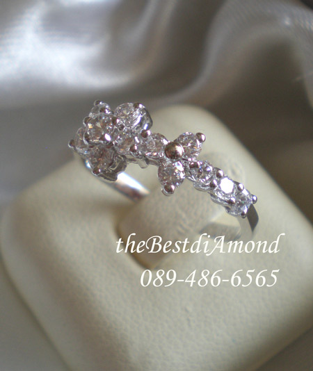 BR404RD+++แหวน 2 flowers in line+++ น่ารักสุดๆ กับแหวนดอกไม้ 2 ดอก วางเรียงเป็นนแถว เล่นไฟวิ๊ง แบบเก๋ไก๋ น่ารัก ทันสมัย ใส่ได้สวยทุกนิ้วเลยค่ะ