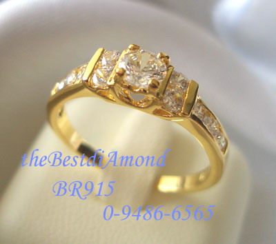 BR915+++แหวนชู แบบเล่นระดับ งานสวยมากๆๆ เรียบร้อย ดูผู้ดีมากค่ะ ใส่แล้วหรูหรานิดๆ แต่ไม่เวอร์ เพชรสวยวิบๆเลยค่ะ