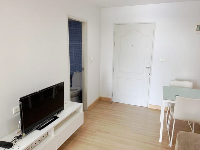 ให้เช่าคอนโด เดอะ คิทท์ พลัส นวมินทร์ ขนาด 31 ตร.ม.เฟอร์ครบ มีเครื่องซักผ้า พร้อมอยู่