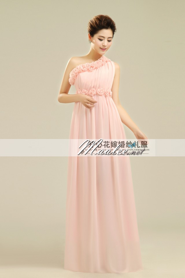 พร้อมส่ง ชุดราตรียาว ไหล่เดียว สีชมพู จับเดรปหน้าอก แต่งดอกไม้ตลอดช่วงอกและเอว